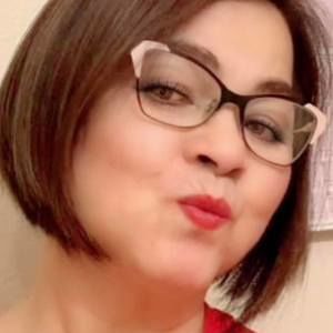 Meet your Posher, Edith